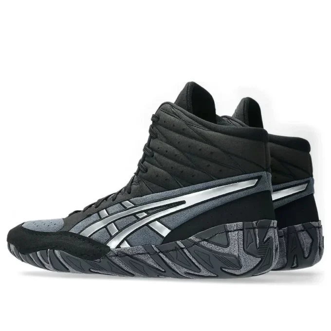 Aggressor 6 « Black Pure Silver »