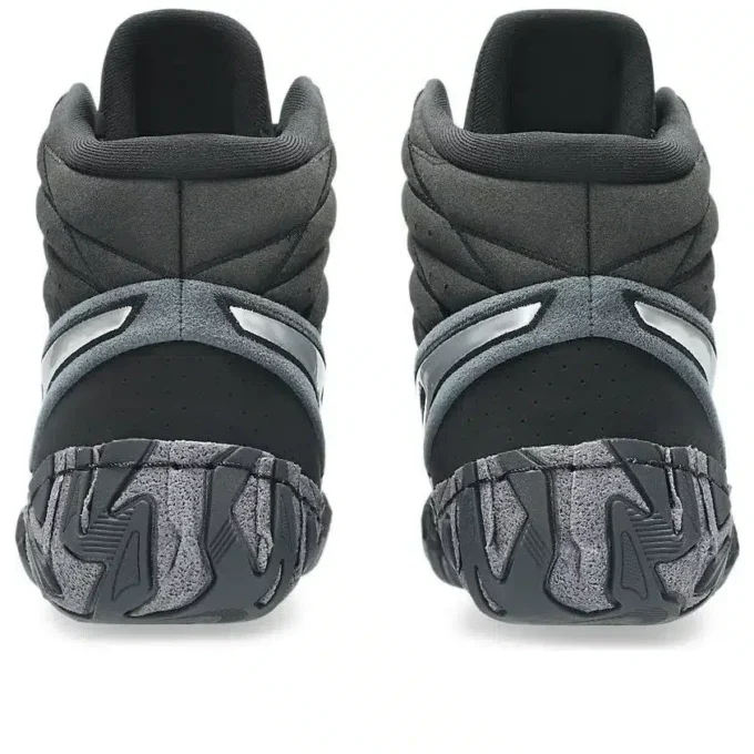 Aggressor 6 « Black Pure Silver »