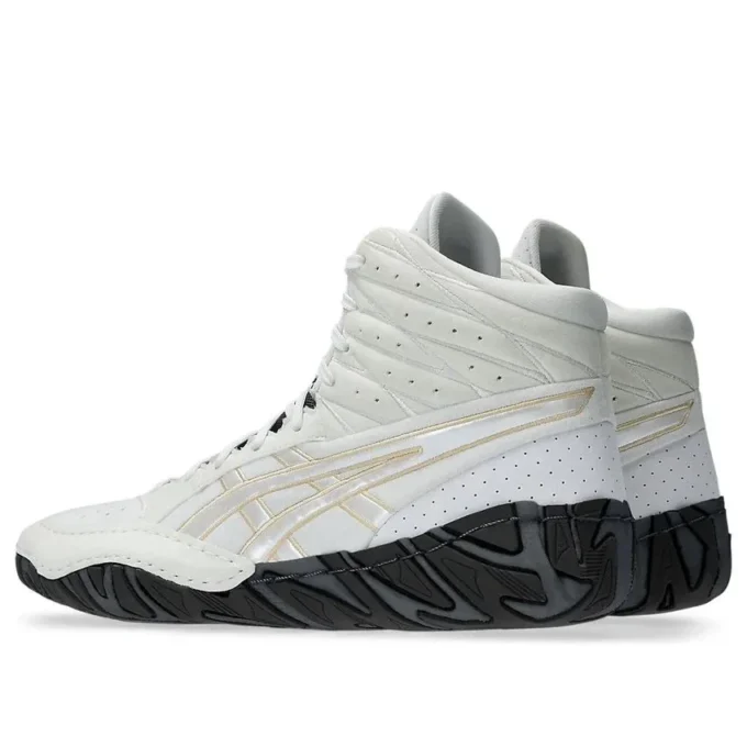 Aggressor 6 « Blanc Champagne »