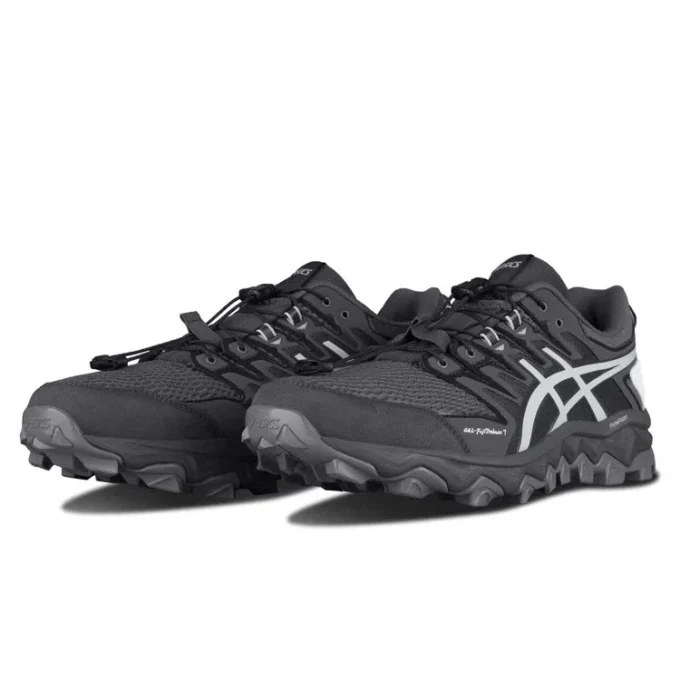 Asics x Chemist Creations Gel-FujiTrabuco 7 « Carbon Grey »