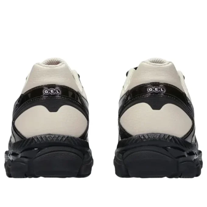 Asics x Finesse Gel-Cumulus 16 « Desert Rose »