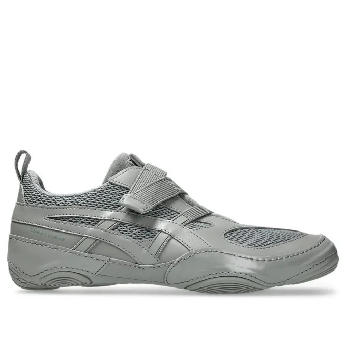 Asics x Issey Miyake Hyper Taping « Grey »