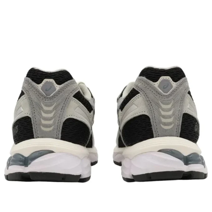 Asics x Kith Gel-Kayano 12.1 « Peat Cream »