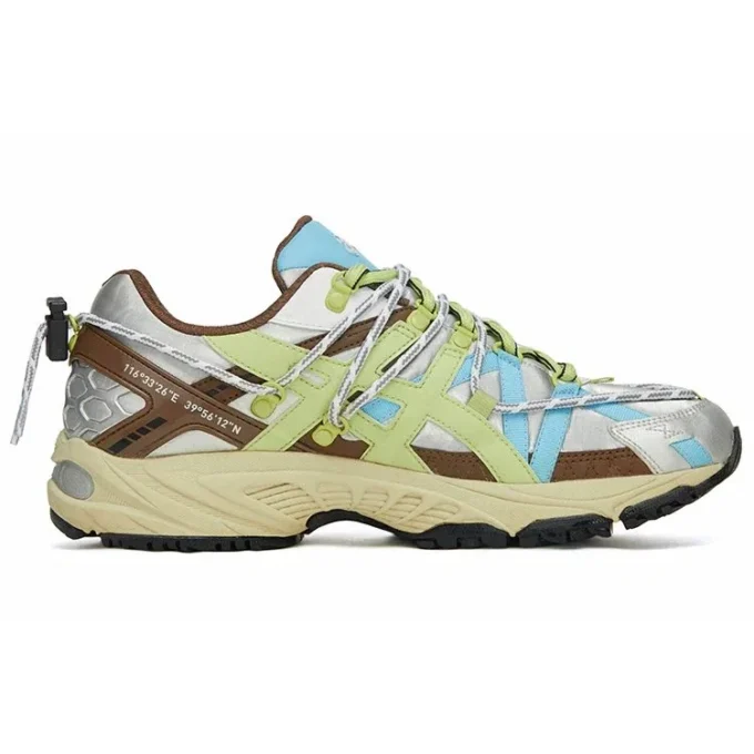 Asics x MYGE Gel-Kahana TR v2 « Vert, marron et argent »