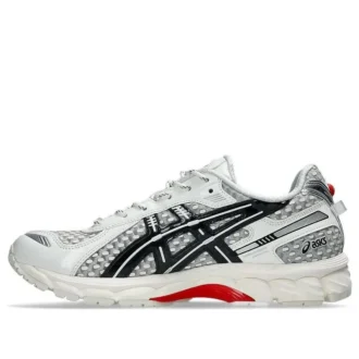 Asics x Pace Gel-Kayano 12.1 « Cream Black »