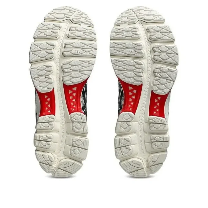 Asics x Pace Gel-Kayano 12.1 « Cream Black »