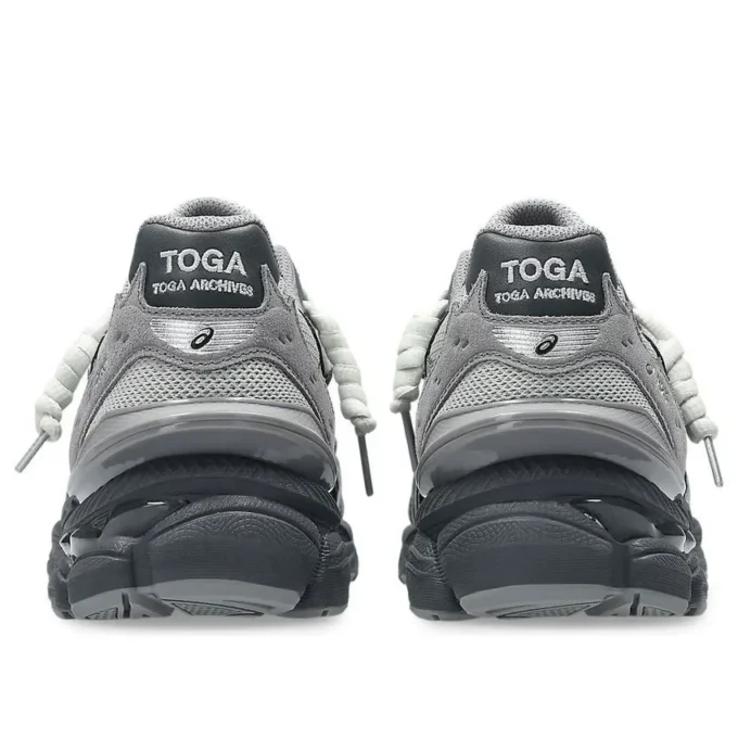 Asics x TOGA Gel-Cumulus 16 TG « Grey Black Pure Silver »