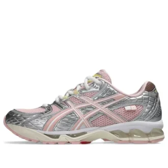 Asics x Vandy The Pink x atmos Gel-Nimbus 10.1 « Banana Split Strawberry »