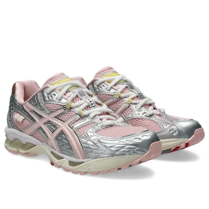 Asics x Vandy The Pink x atmos Gel-Nimbus 10.1 « Banana Split Strawberry »