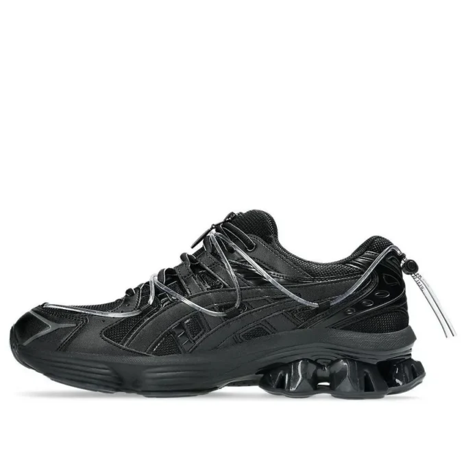 Asics x Yoasobi GEL-Kinetic Fluent « Black »