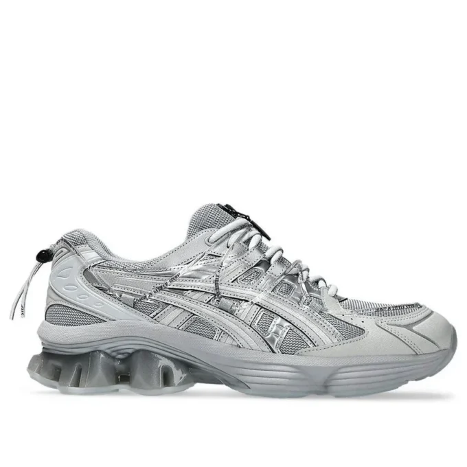 Asics x Yoasobi Gel-Kinetic Fluent « Silver »