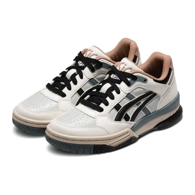 Baskets de basket-ball GEL-Spotlyte « White »