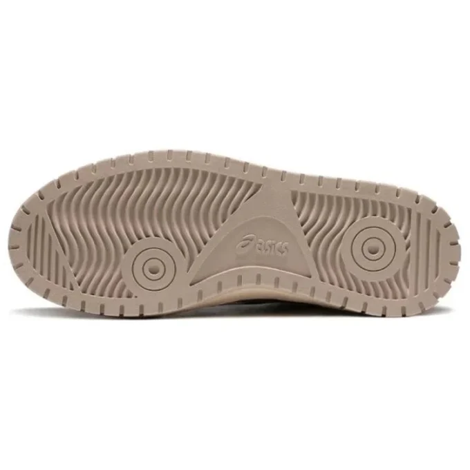 Court MZ « Cream Black Gum »