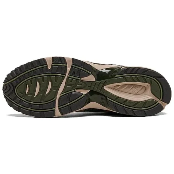 GEL-1090 V2 « Forest Simply Taupe »