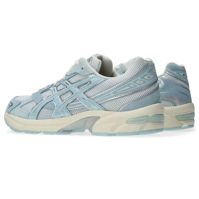 GEL-1130 « Icy Blue White »