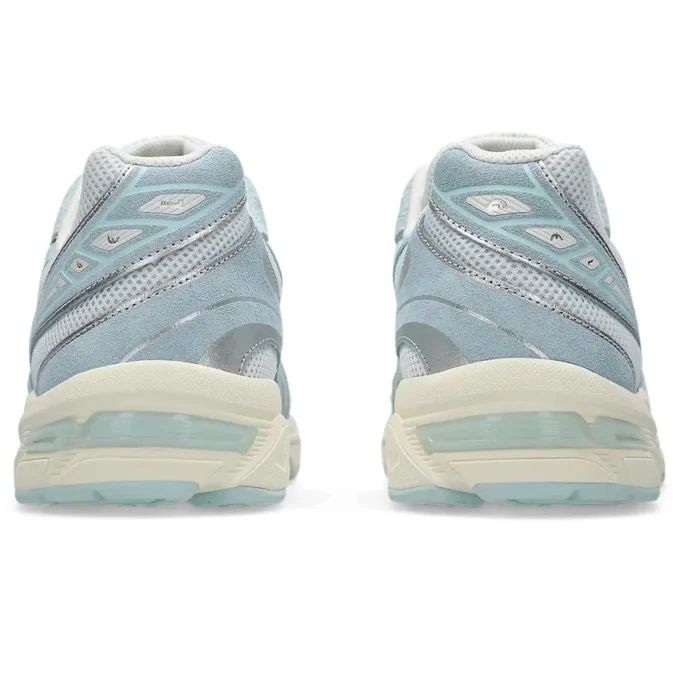 GEL-1130 « Icy Blue White »