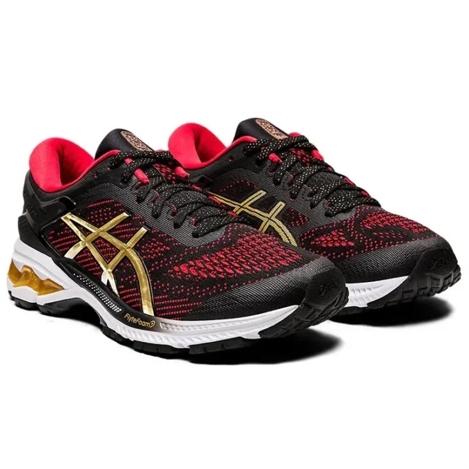 Gel-Kayano 26 « Noir Rouge Or »
