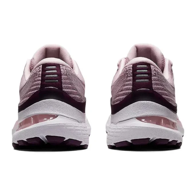 Gel-Kayano 28 « Barely Rose »