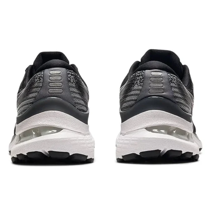 Gel-Kayano 28 Wide « Noir Blanc »