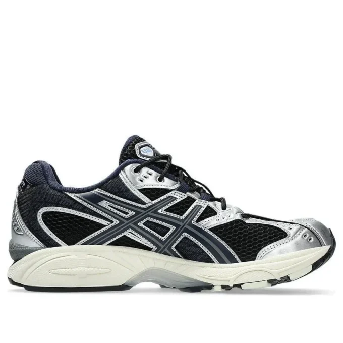 Gel-Nimbus 10.1 « Black Midnight »