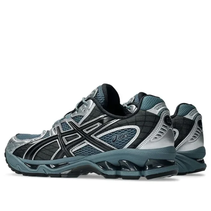 Gel-Nimbus 10.1 « Ironclad Graphite Grey »
