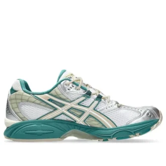 Gel-Nimbus 10.1 « White Rainy Lake »