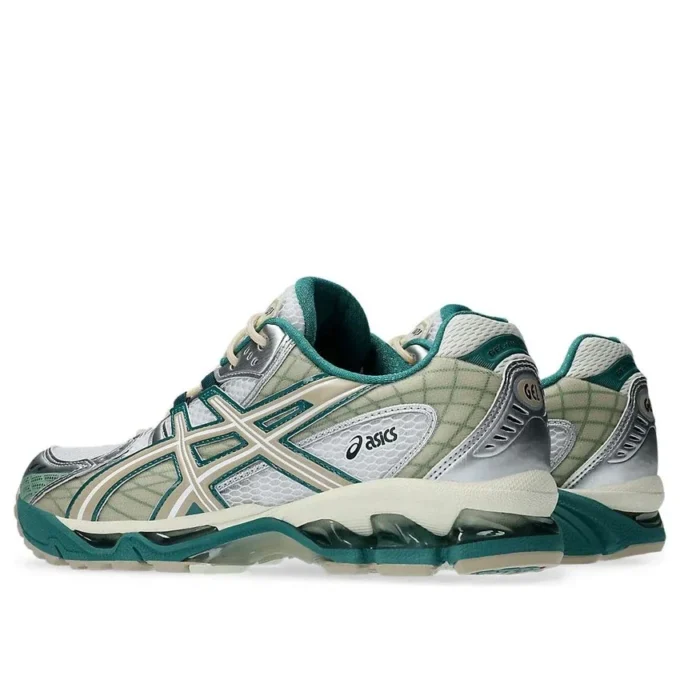 Gel-Nimbus 10.1 « White Rainy Lake »