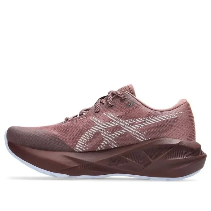 Gel-Nimbus 27 TR « Nature Bathing Dark Rubble Red »