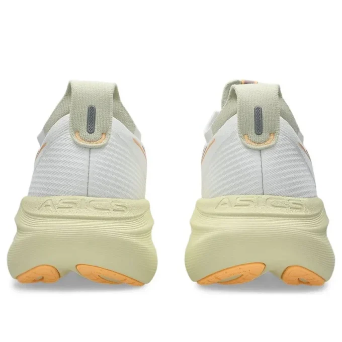 Gel-Nimbus 27 Wide « White Fawn »