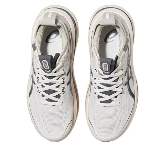 Gel-Nimbus 28 Go « Cream Cement Grey »