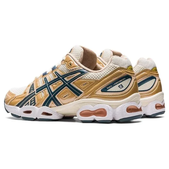 Gel-Nimbus 9 « Cream Ironclad »