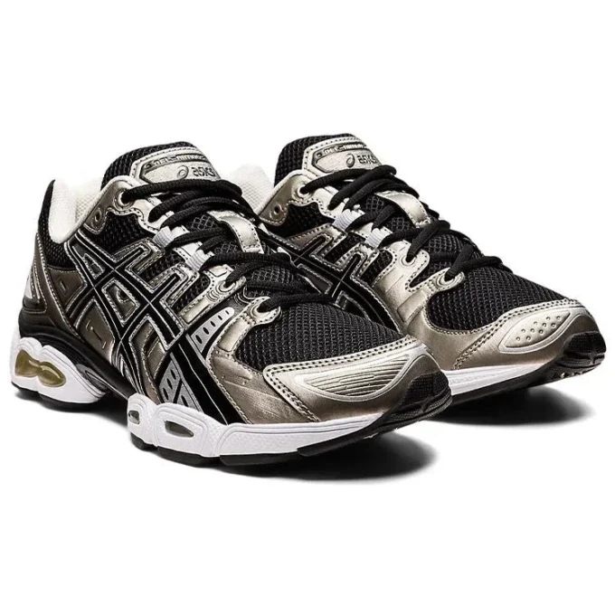 Gel-Nimbus 9 « Frosted Almond Black »