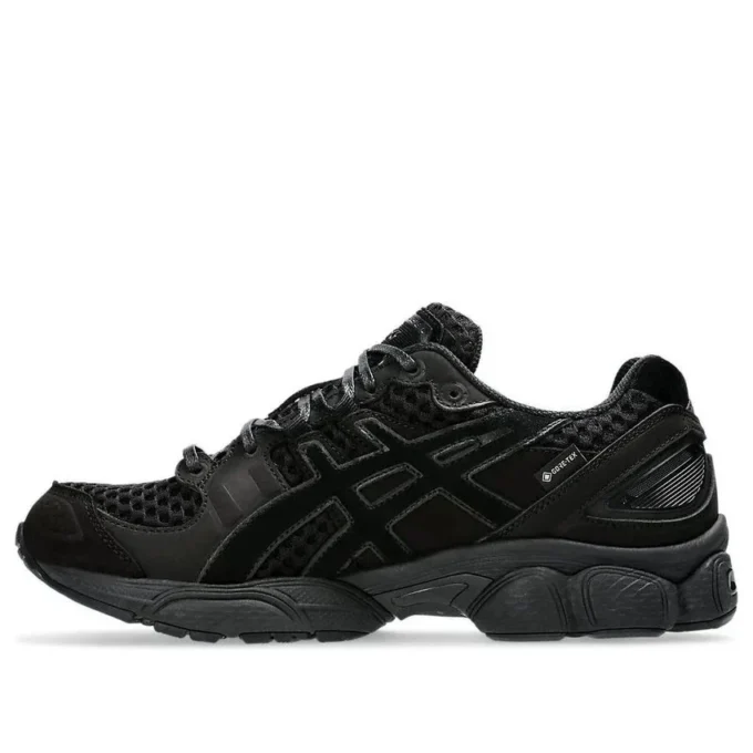 Gel-Nimbus 9 GTX x Asics ENNOY « Triple Black »