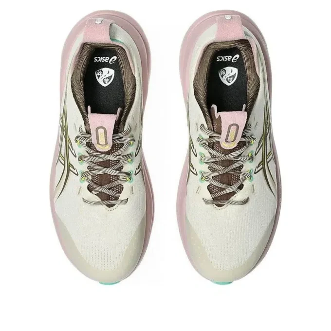Nimbus 28 TR « Light Dust Clay Canyon »