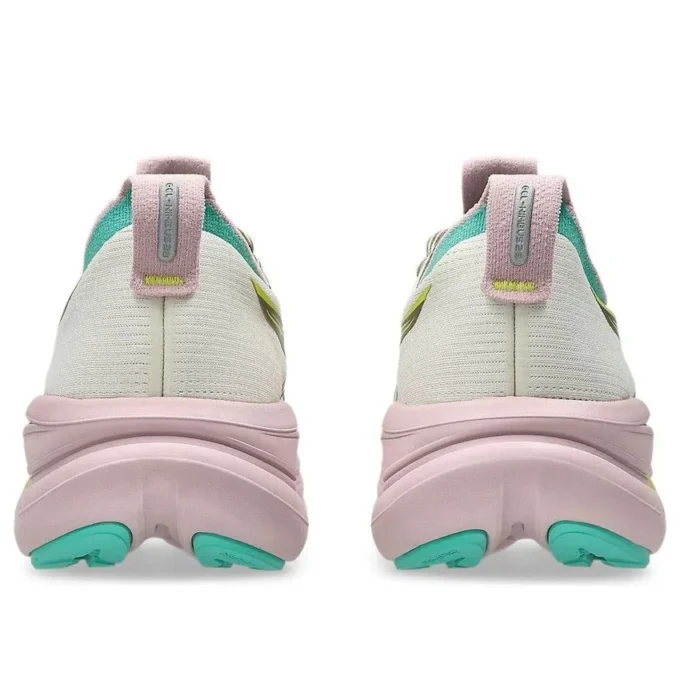 Nimbus 28 TR « Light Dust Clay Canyon »