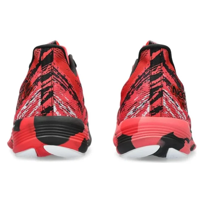 Noosa Tri 15 « Avant Garde – Rouge électrique »