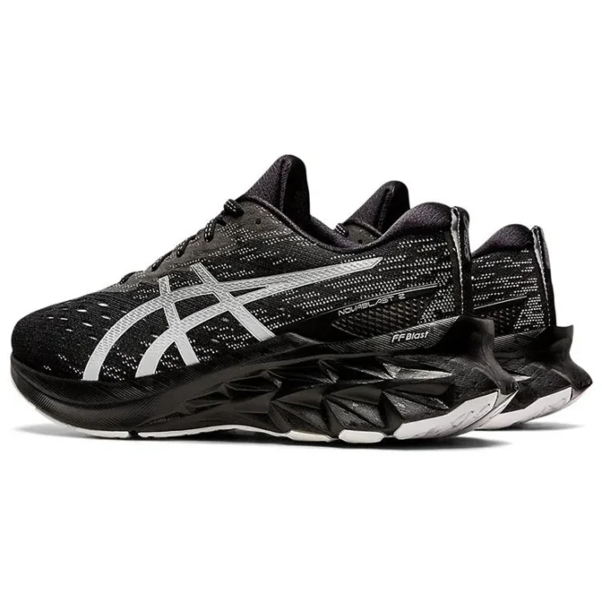 Novablast 2 « Black Pure Silver »