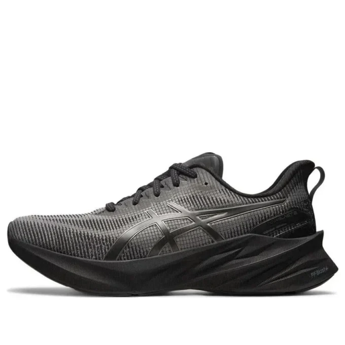 Novablast 3 LE « Noir/Gris graphite »