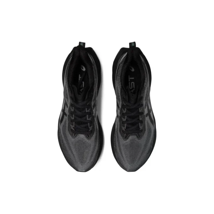 Novablast 3 LE « Noir/Gris graphite »