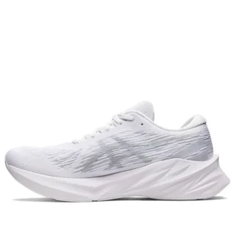 Novablast 3 « White Piedmont Grey »