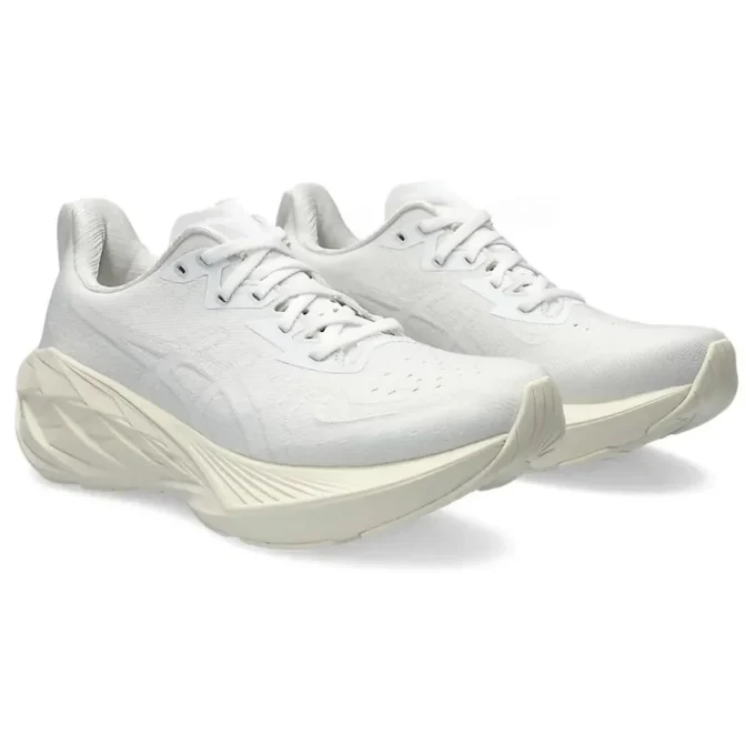 Novablast 4 « Blanc crème »