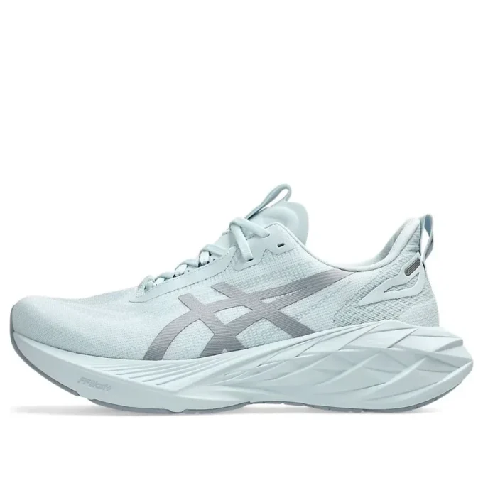 Novablast 4 LE « Cool Grey Blue »