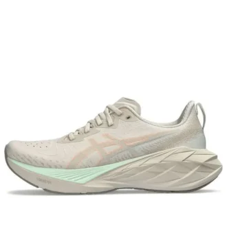 Novablast 4 « Oatmeal Moonrock »