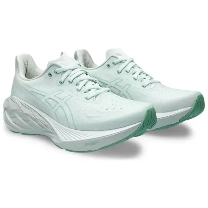 Novablast 4 « Pale Mint White »