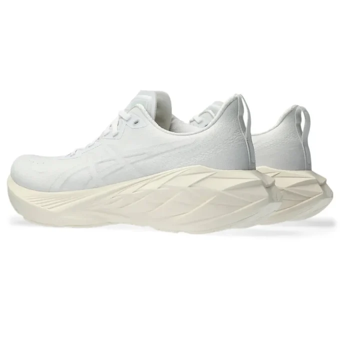 Novablast 4 « White Beige »