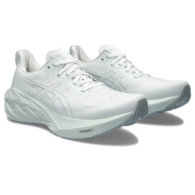 Novablast 4 « White Pale Mint »