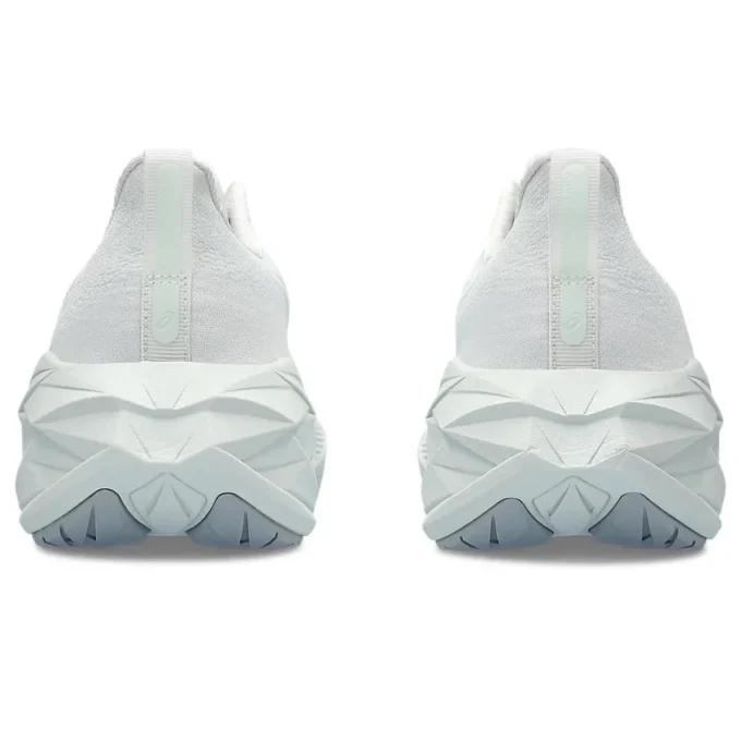 Novablast 4 « White Pale Mint »