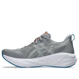 Novablast 5 2E Large « Gravel White »