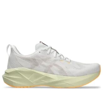 Novablast 5 2E Largeur Large « White Fawn »