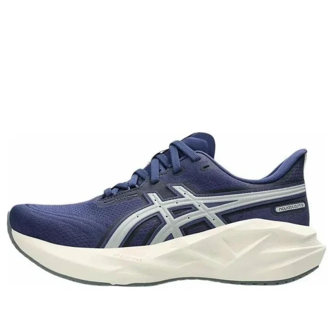 Novablast 5 « Asics Track Club Indigo Blue »